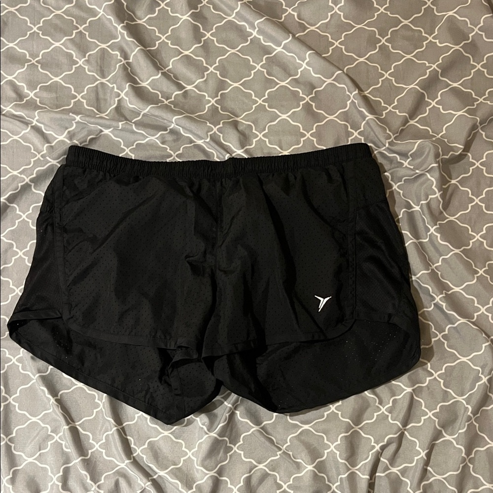 Old Navy Black Women's Athletic Shorts with Micro-Perforation